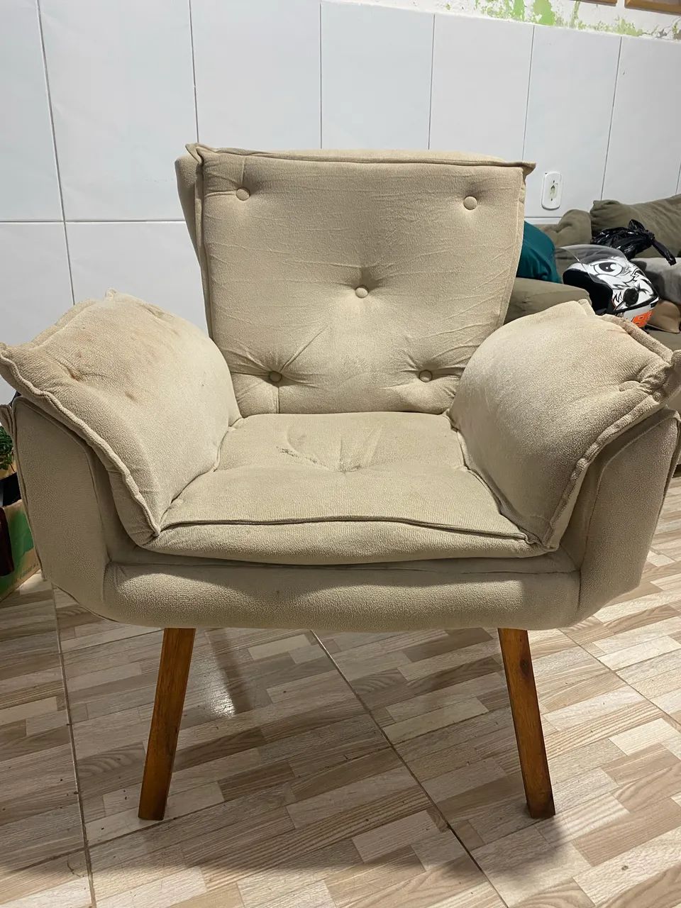 2 Armchairs64960481011075121