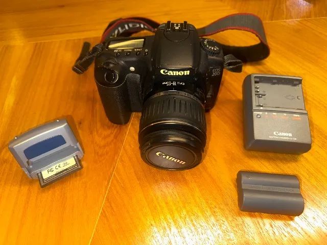 Canon EOS 20D + Lente 18-55mm - DSLR Clássica e Robusta  - Foto 2