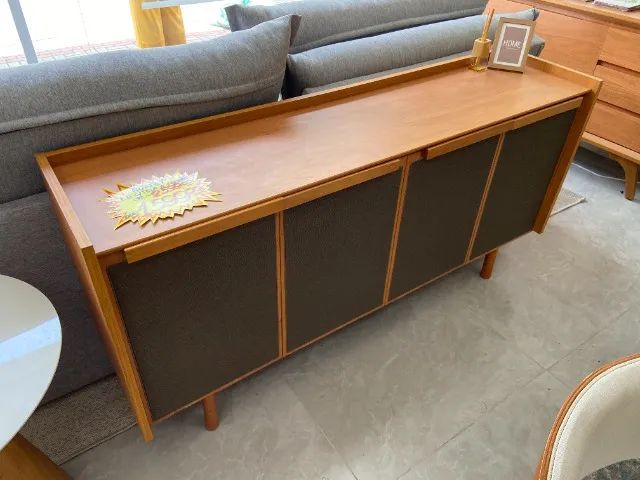 Buffet 4 Portas 1,80m - Espaço e sofisticação para sua casa!