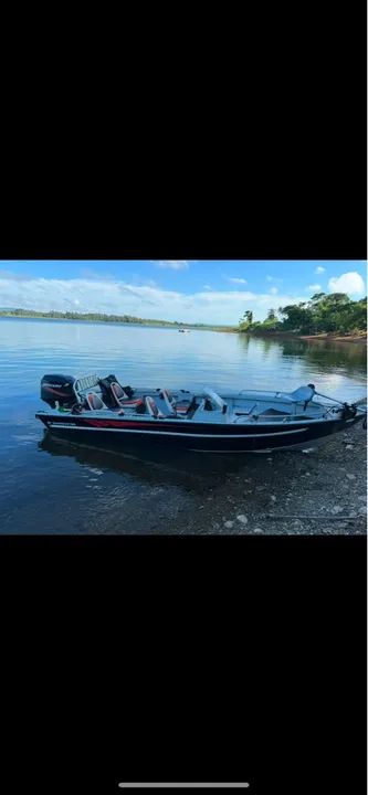 Lancha metalglass motor 50 mercury