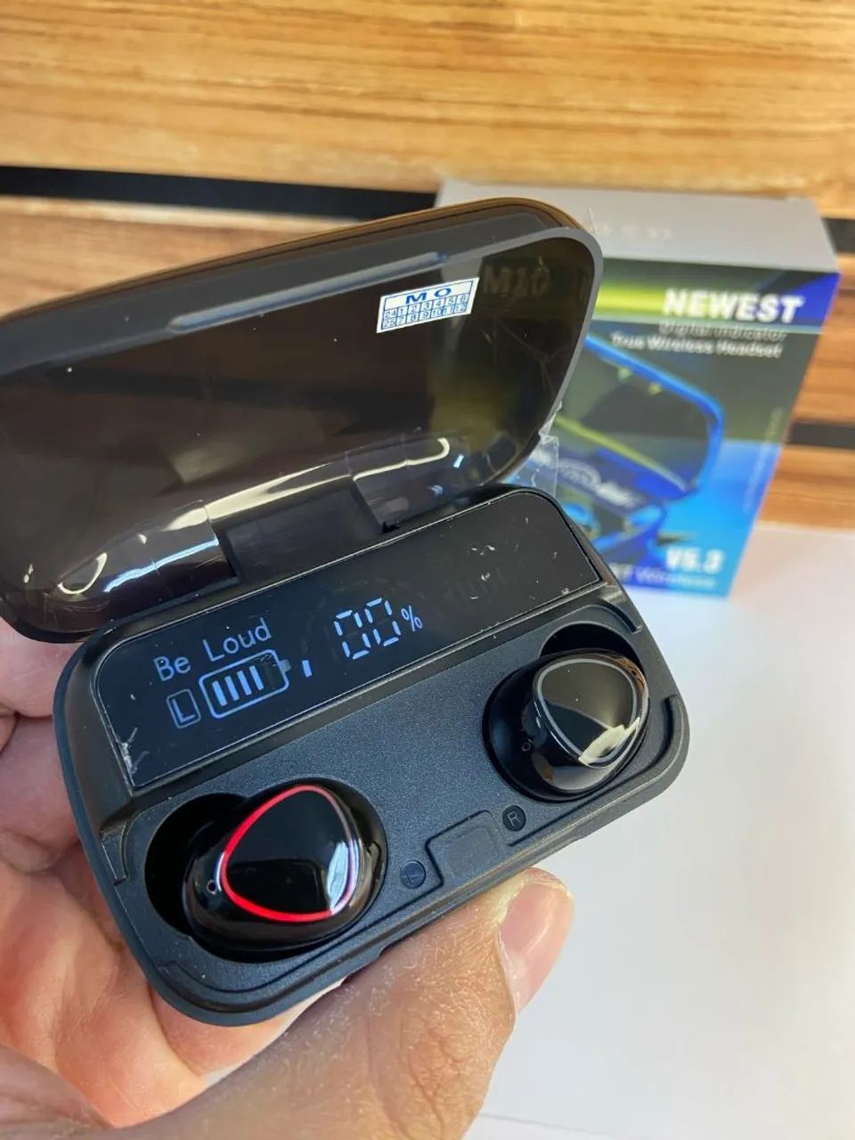 Fones de Ouvido Bluetooth TWS com Estojo de Carregamento
