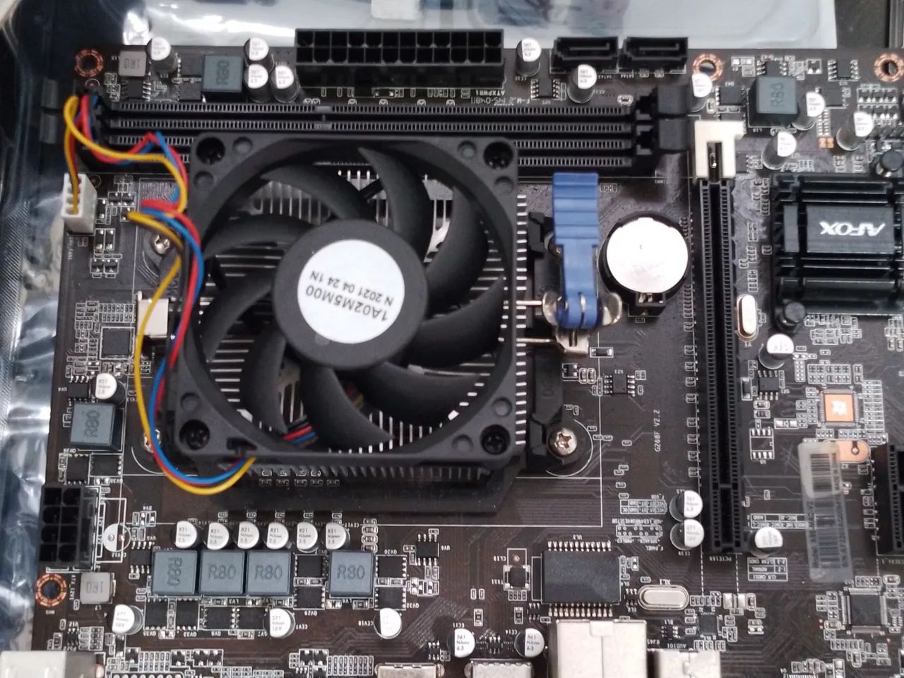 Lote de placas mãe Asus e outras com processador - Foto 2