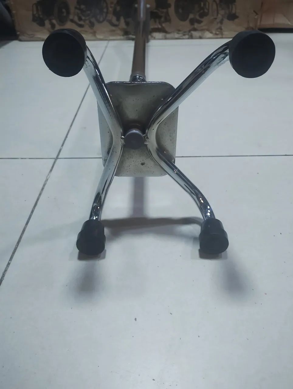 Bengala de 4 apoios de alumínio  - Foto 2