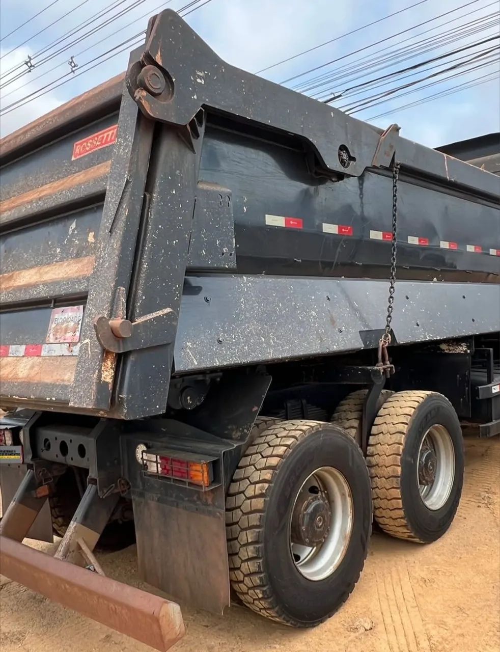 Caminhão  mb AXOR  3131  6x4  Caçamba   - Foto 4