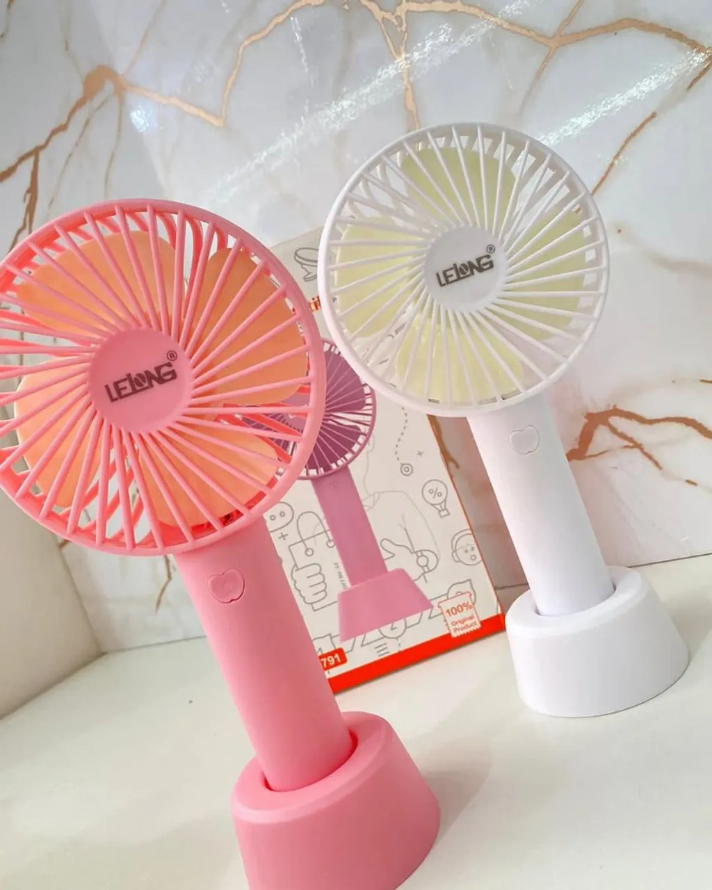 Mini Ventilador de Mesa / Mão Portátil Recarregável LELONG LE-5708