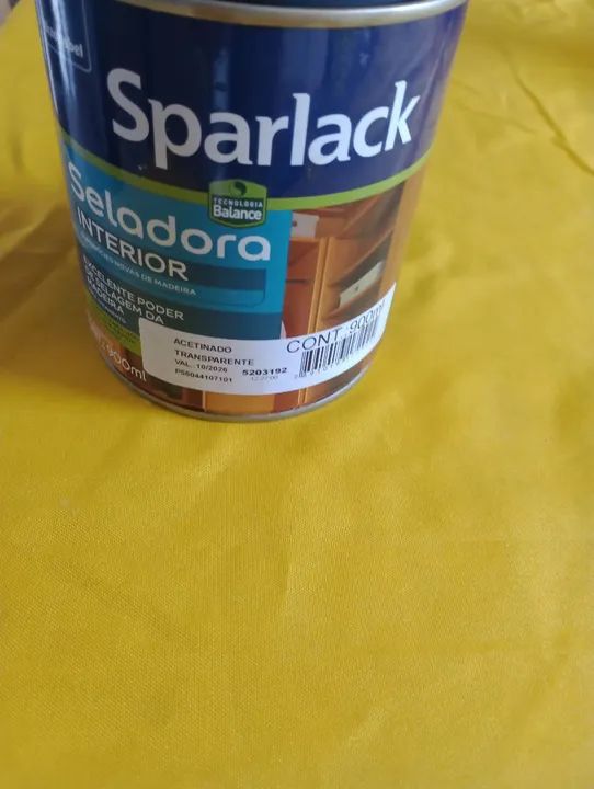 Seladora para madeira  sparlack interior  900 ml usada  mais de meia  20.00
