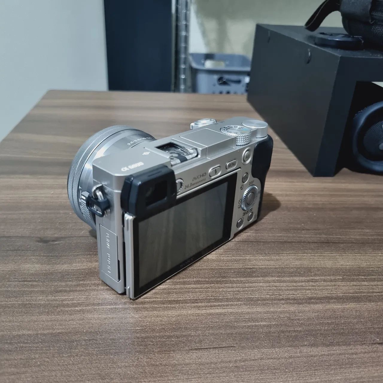 Câmera Sony Alpha 6000 - a6000 - Foto 4