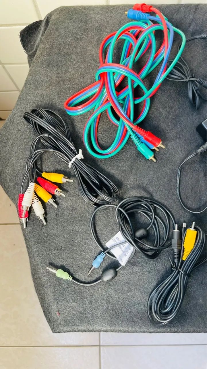 LOTE - Diversos Cabos e Adaptadores para Computador - Carregador Notebook  - Foto 5