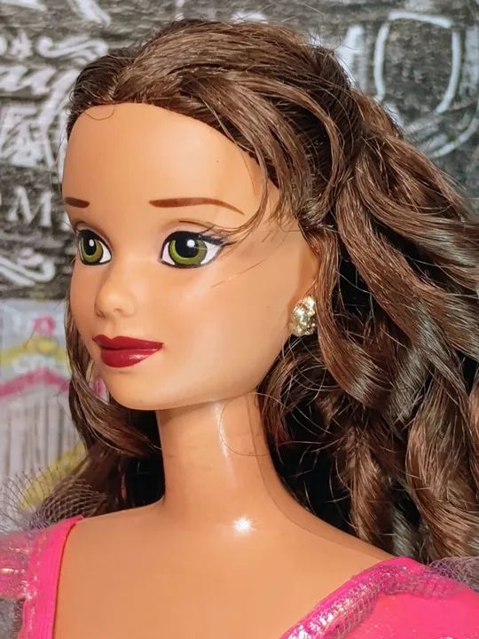 Barbie Disney Classic Doll Collection Disney`s Belle - Collector Novinha - Foto 5