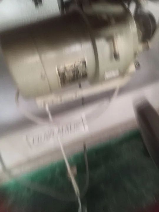 Máquina industrial  reta lubrificação automático  - Foto 3