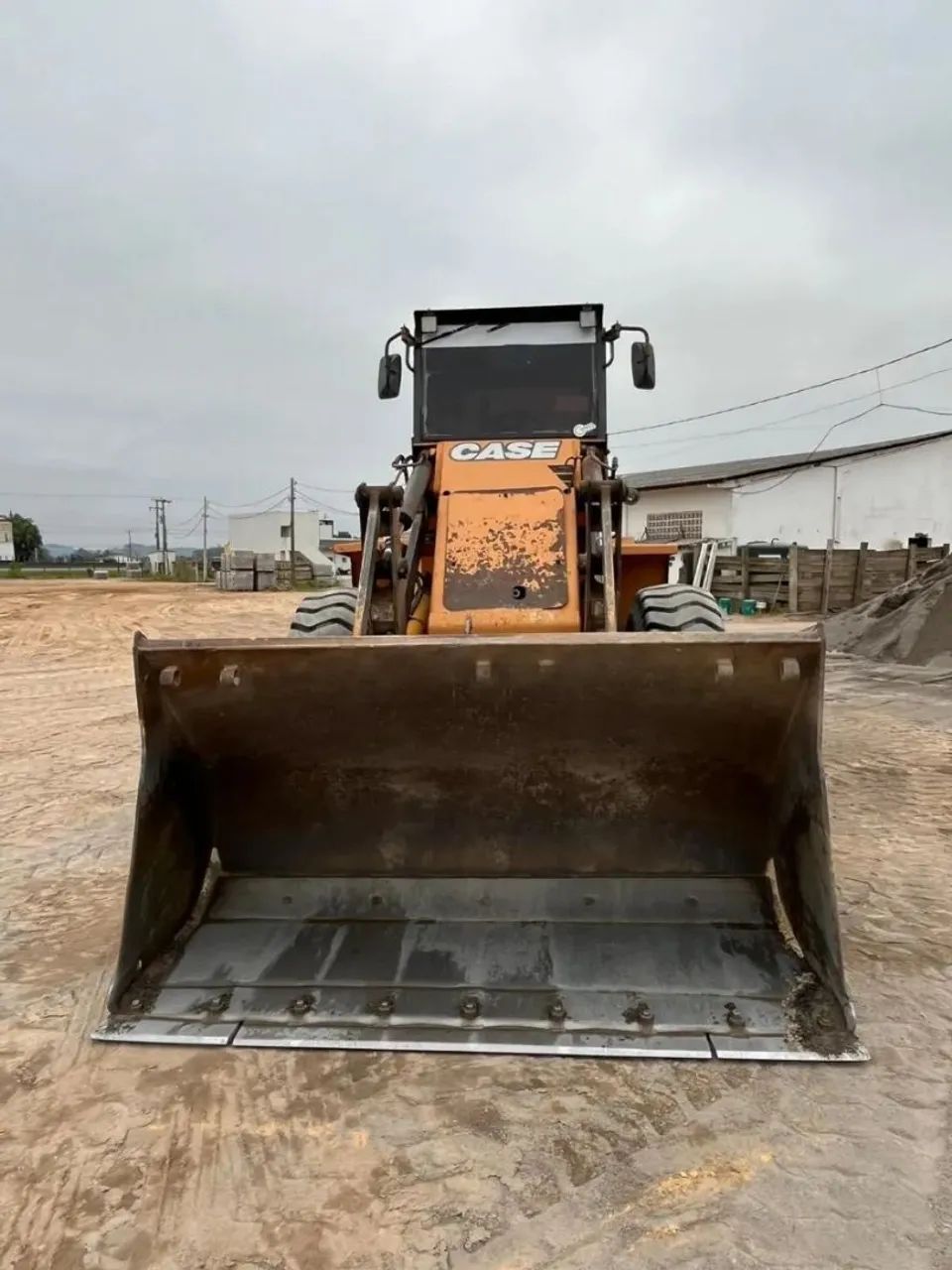 Carregadeira Case W20E - Pronta para o trabalho! - Foto 6