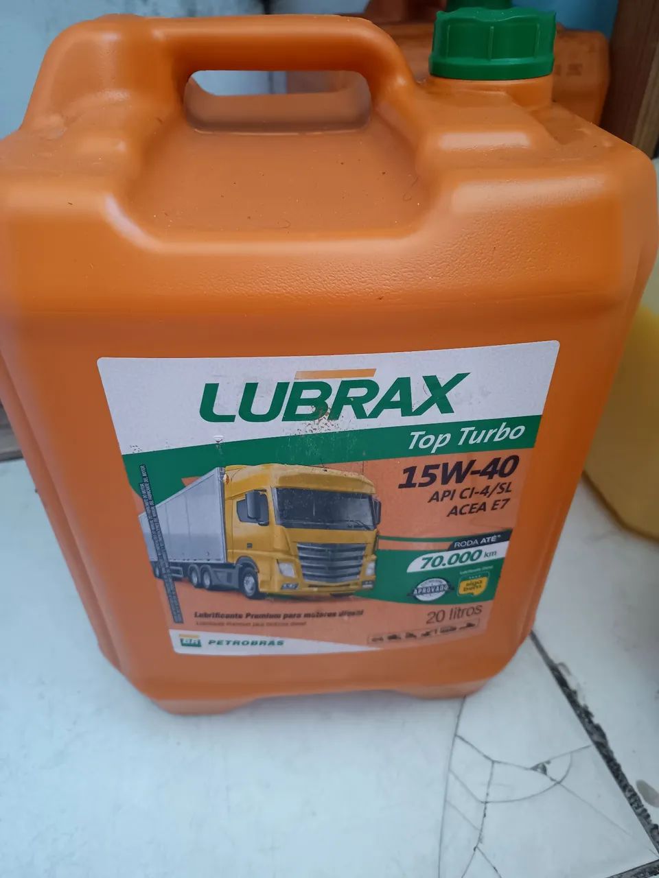 Óleo para caminhão lubrax top turbo - Foto 2