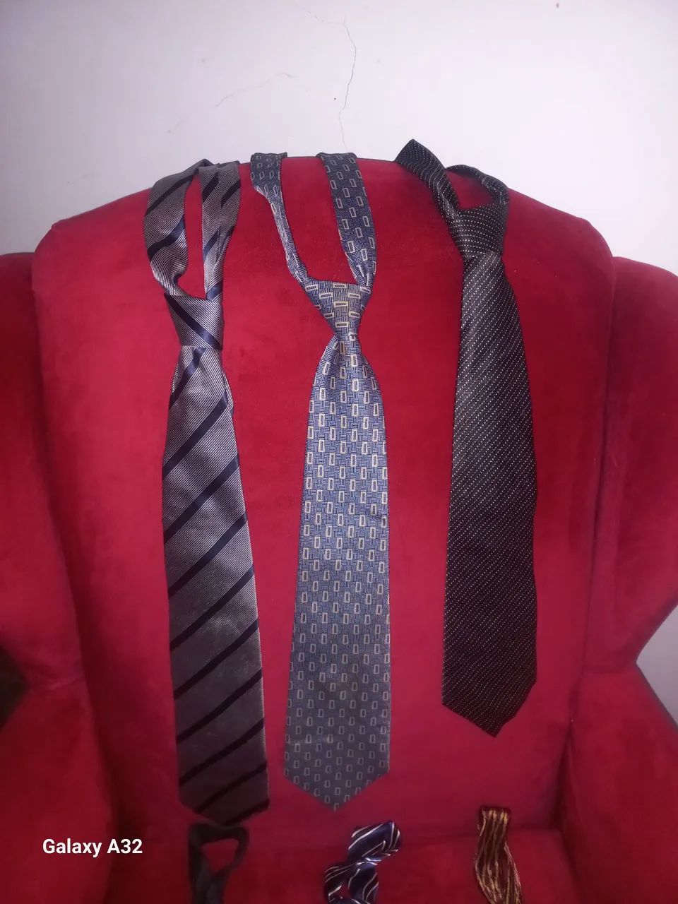 Gravatas Elegantes para Homens (Novas) - Foto 2