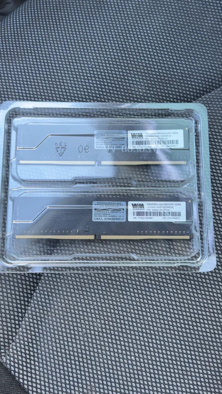 DDR4 16GB 2x8 3200MHz memory64186560392449122