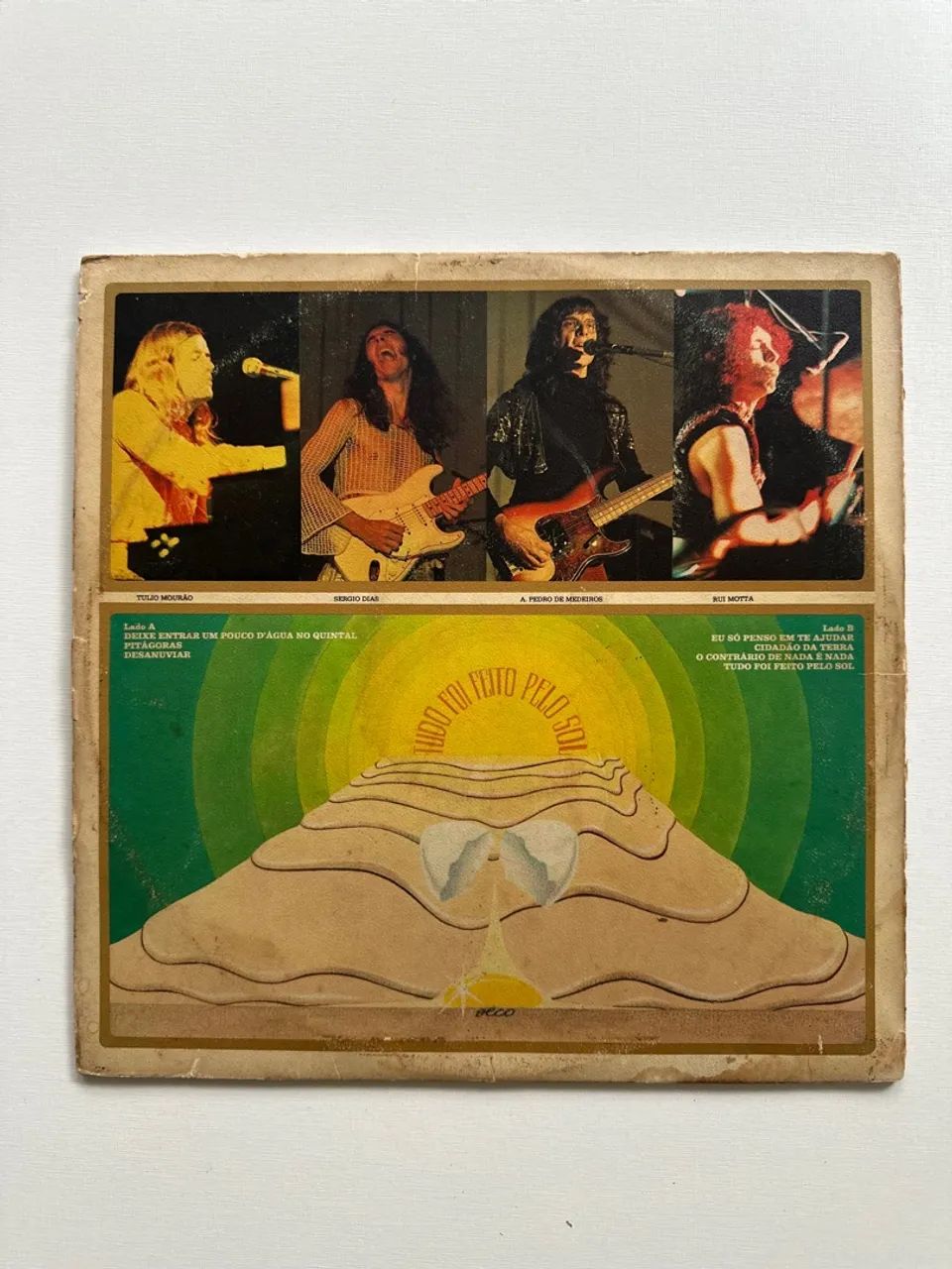 Disco de Vinil - Os Mutantes - Tudo Foi Feito Pelo Sol (1974, Som Livre) - Foto 2
