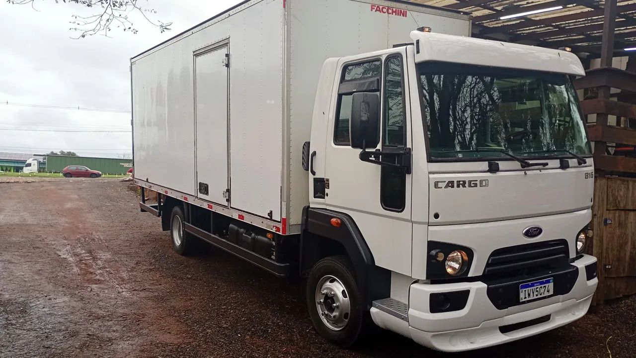 CARGO 816 S ANO 16 COMPLETO IMPECAVEL SO ANDAR