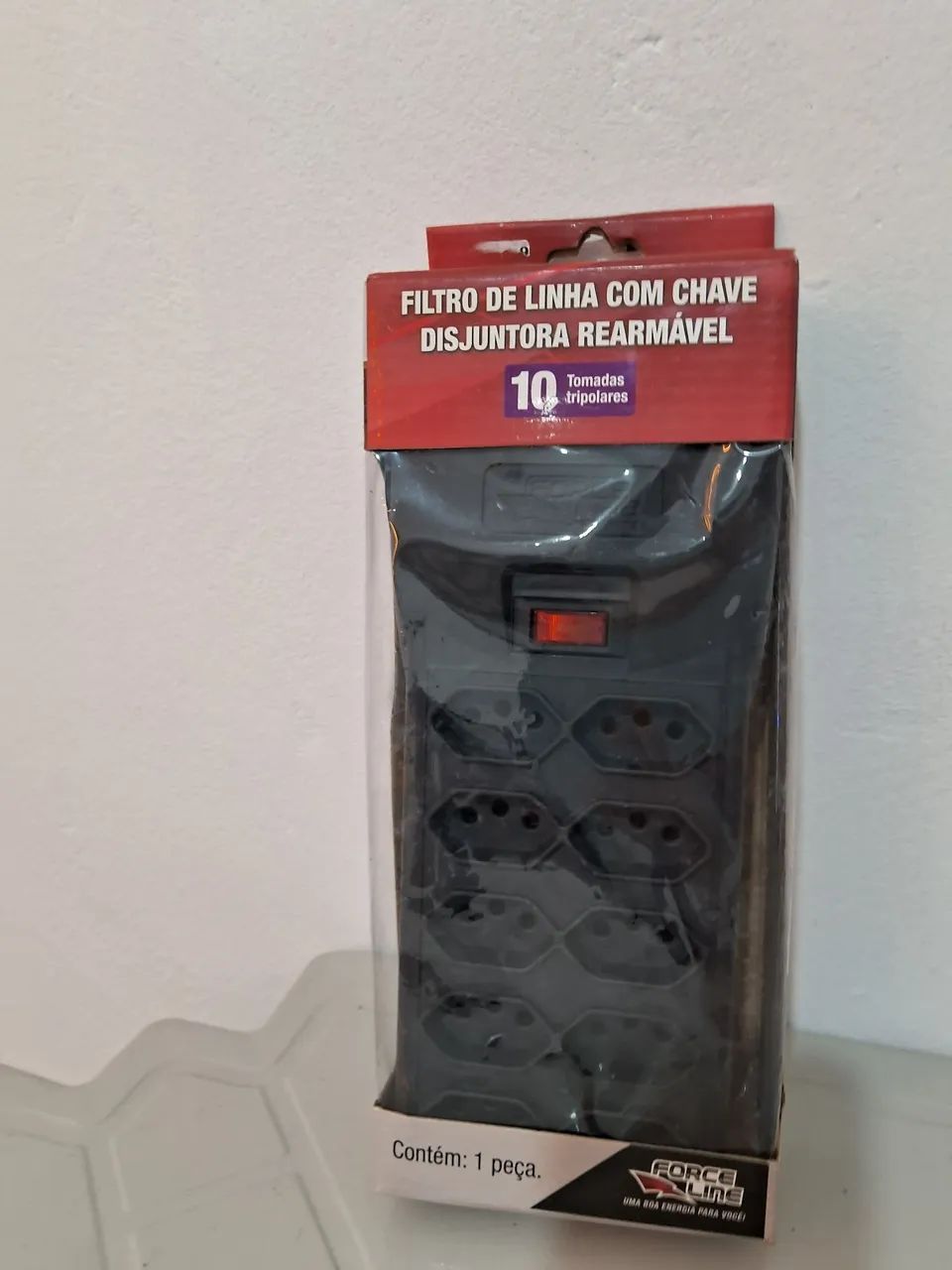 Filtro de linha com chave disjuntores rearmavel  com 10 tomadas
