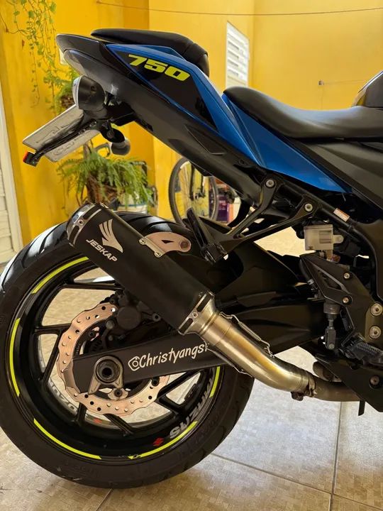 GSX S750 2022/23 - Foto 2