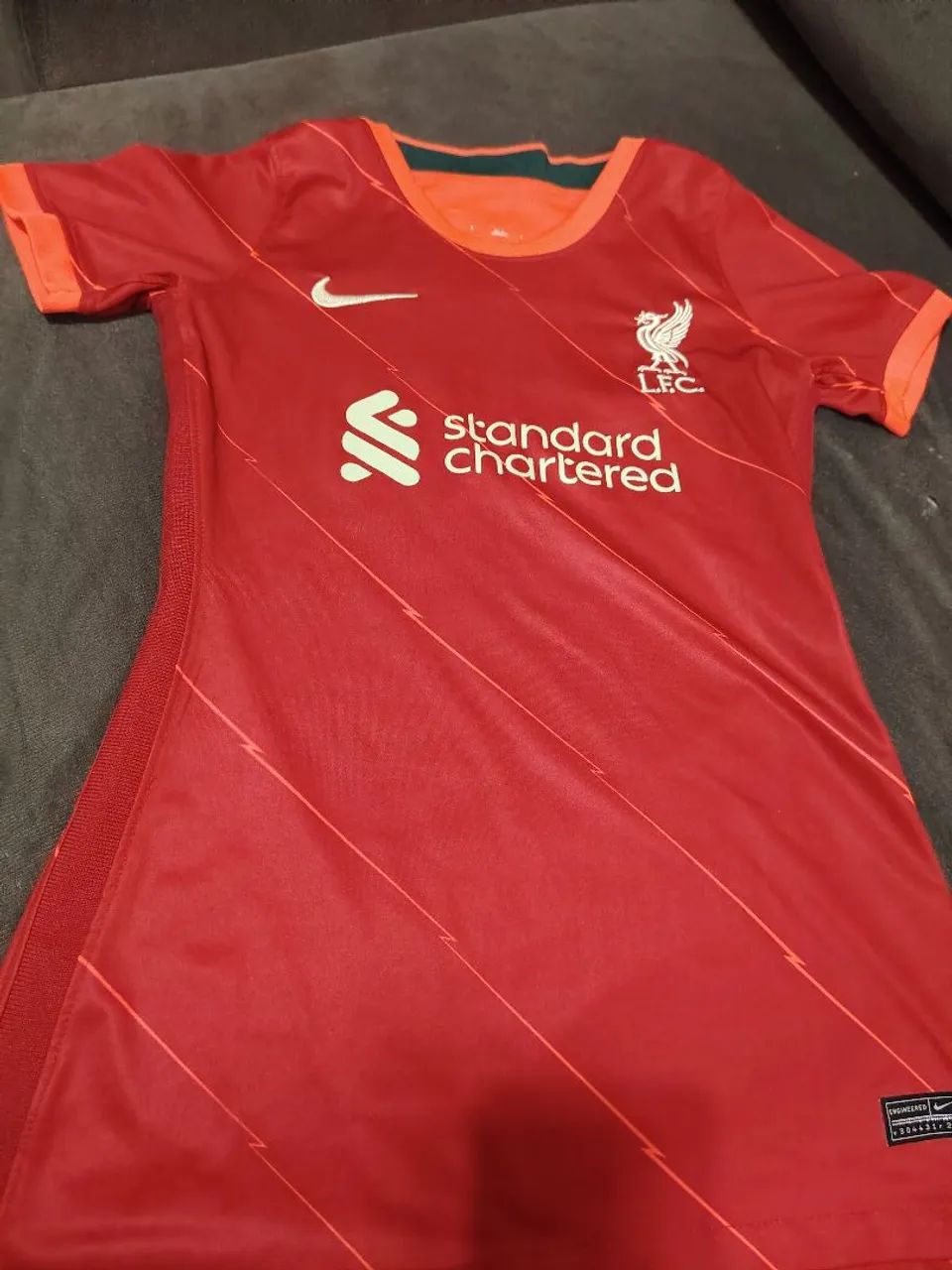 Camisa Liverpool feminina 21/22