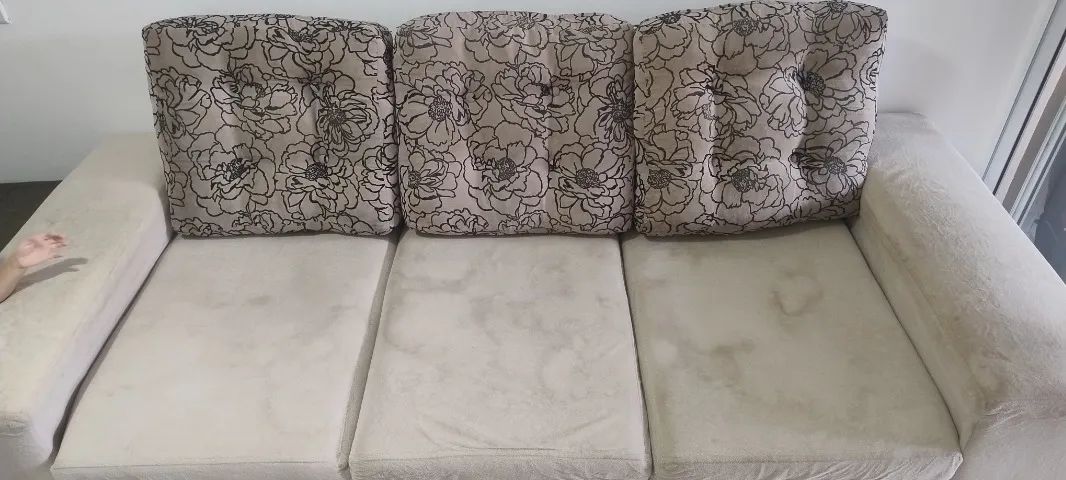 Sofá 03 lugares 64861354985730121