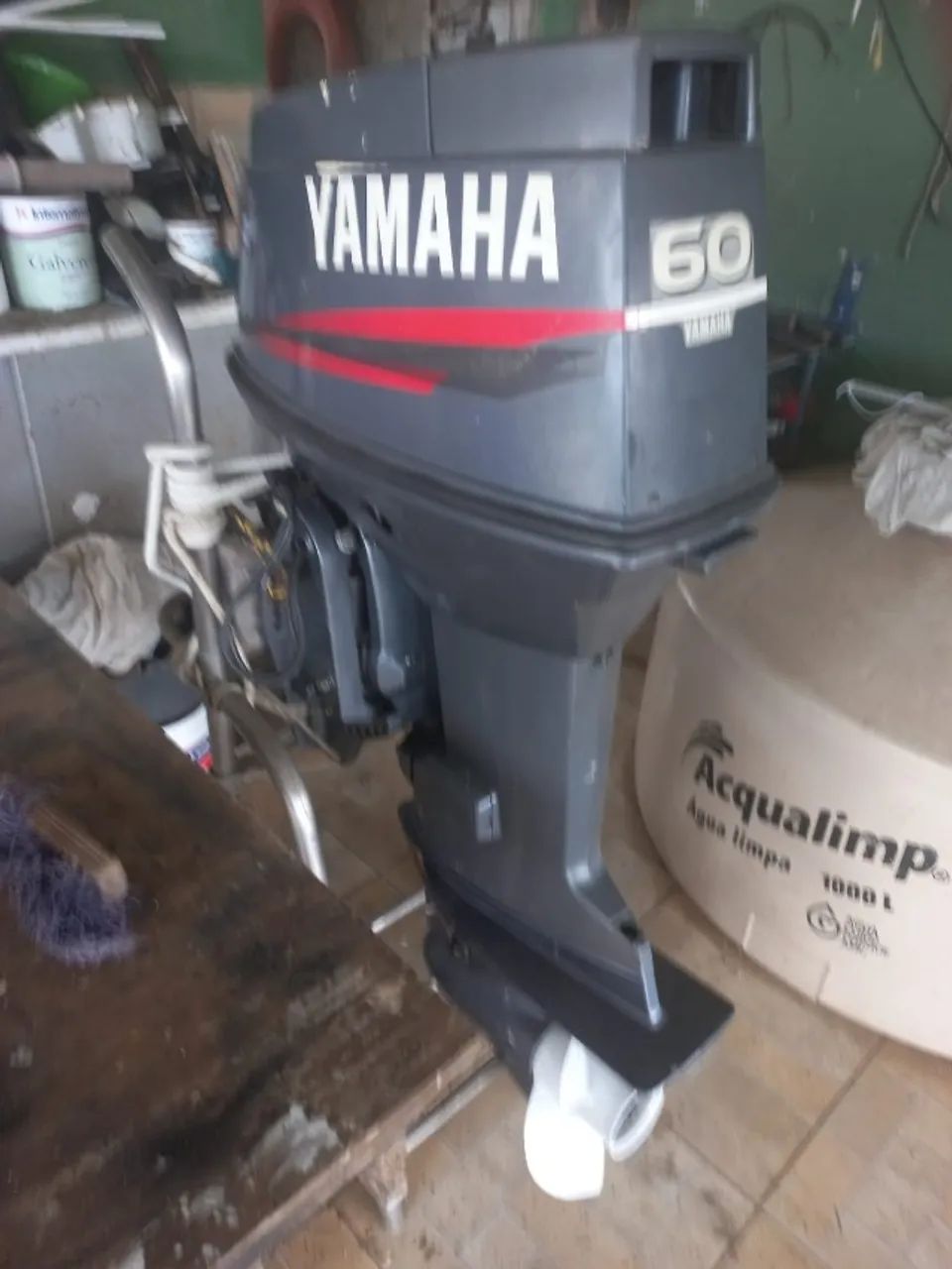 Motor de Popa Yamaha 60 HP - 3 Cilindro C/ Controle de Distância C/ Trim - 1998 - Foto 3