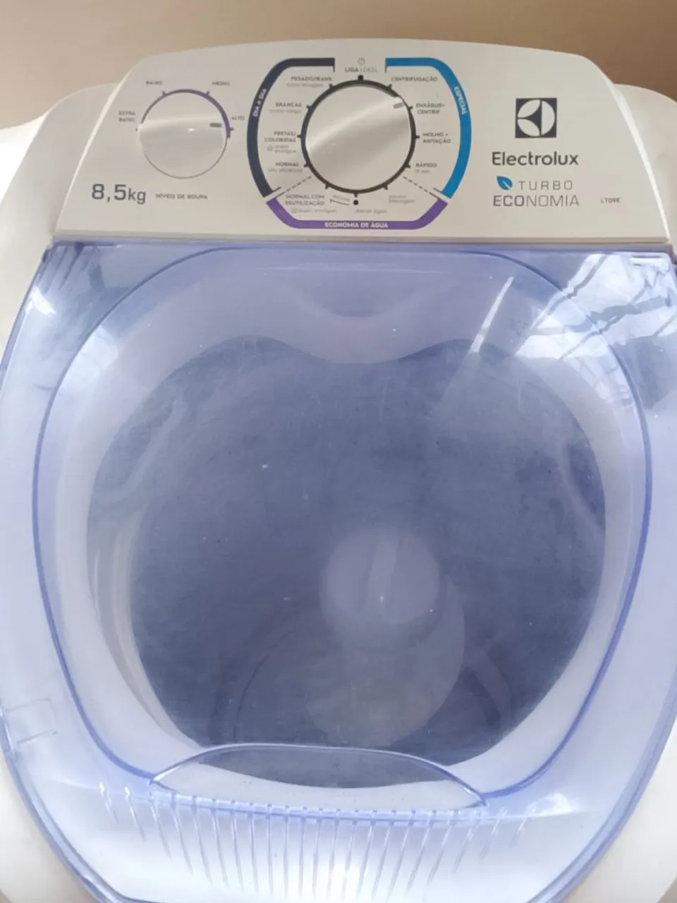 Máquina de Lavar Roupa Electrolux Turbo Economia