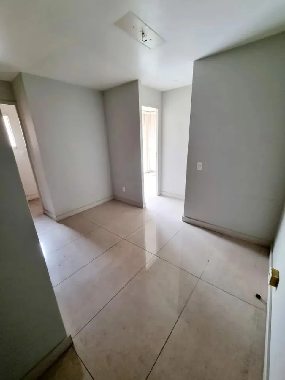 Sala Comercial à Venda em Moema