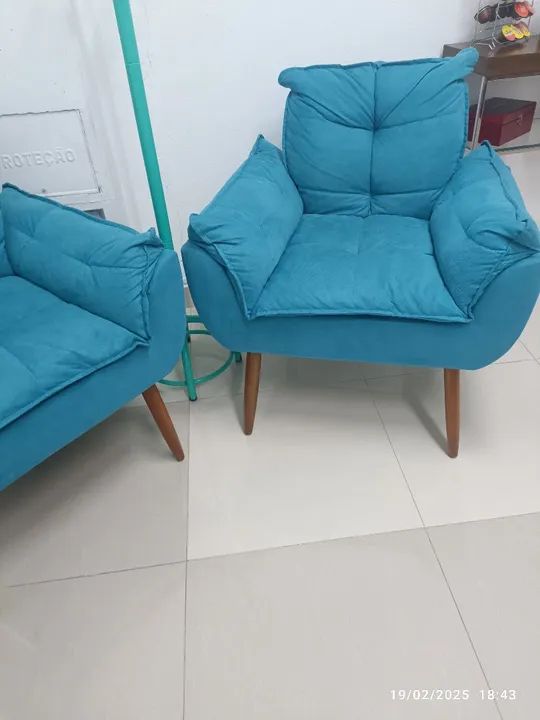 Par de Cadeiras Azuis - Conforto e Estilo - Foto 3