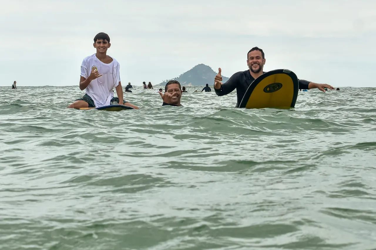 Aula de Surfe Particular com Maurolage - Foto 3