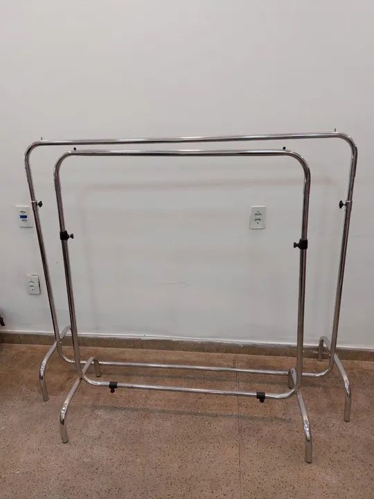 Cabide de aço cromado para loja - Foto 3