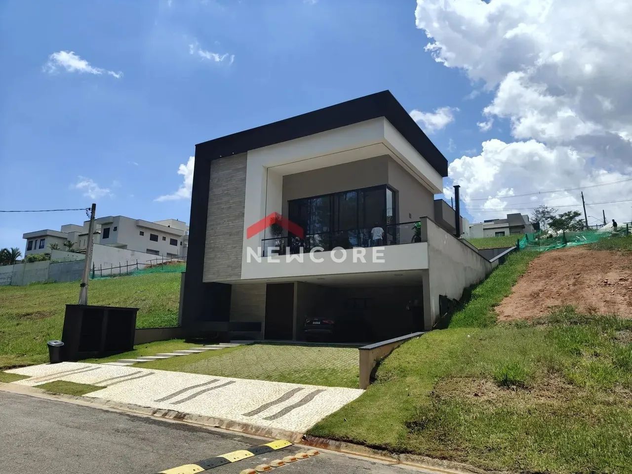 Casa de condomínio em Avenida João XXIII - Jardim São Pedro - Mogi das Cruzes/SP - Foto 2