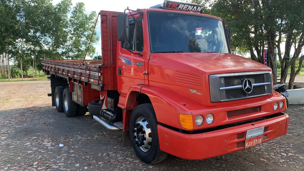 Vendo l1620 2007 e Atego 2425 2011