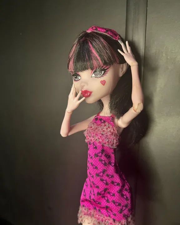 Boneca Monster High Draculaura - Foto 3