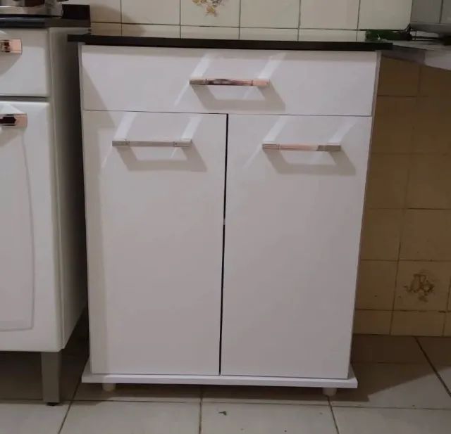Balcão de Cozinha 2 Portas 1 Gaveta 