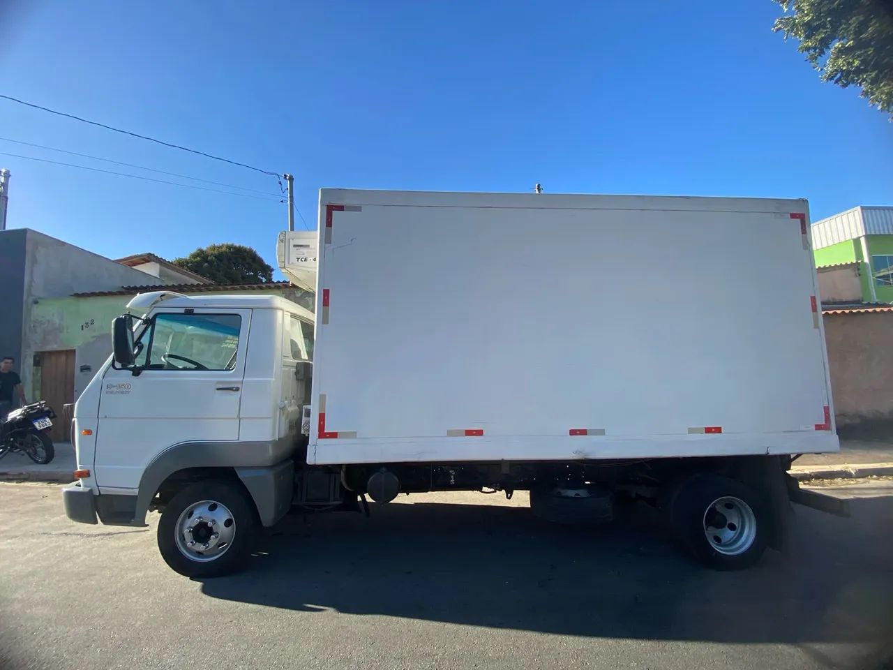 Baú Gancheiro refrigerado - Foto 5