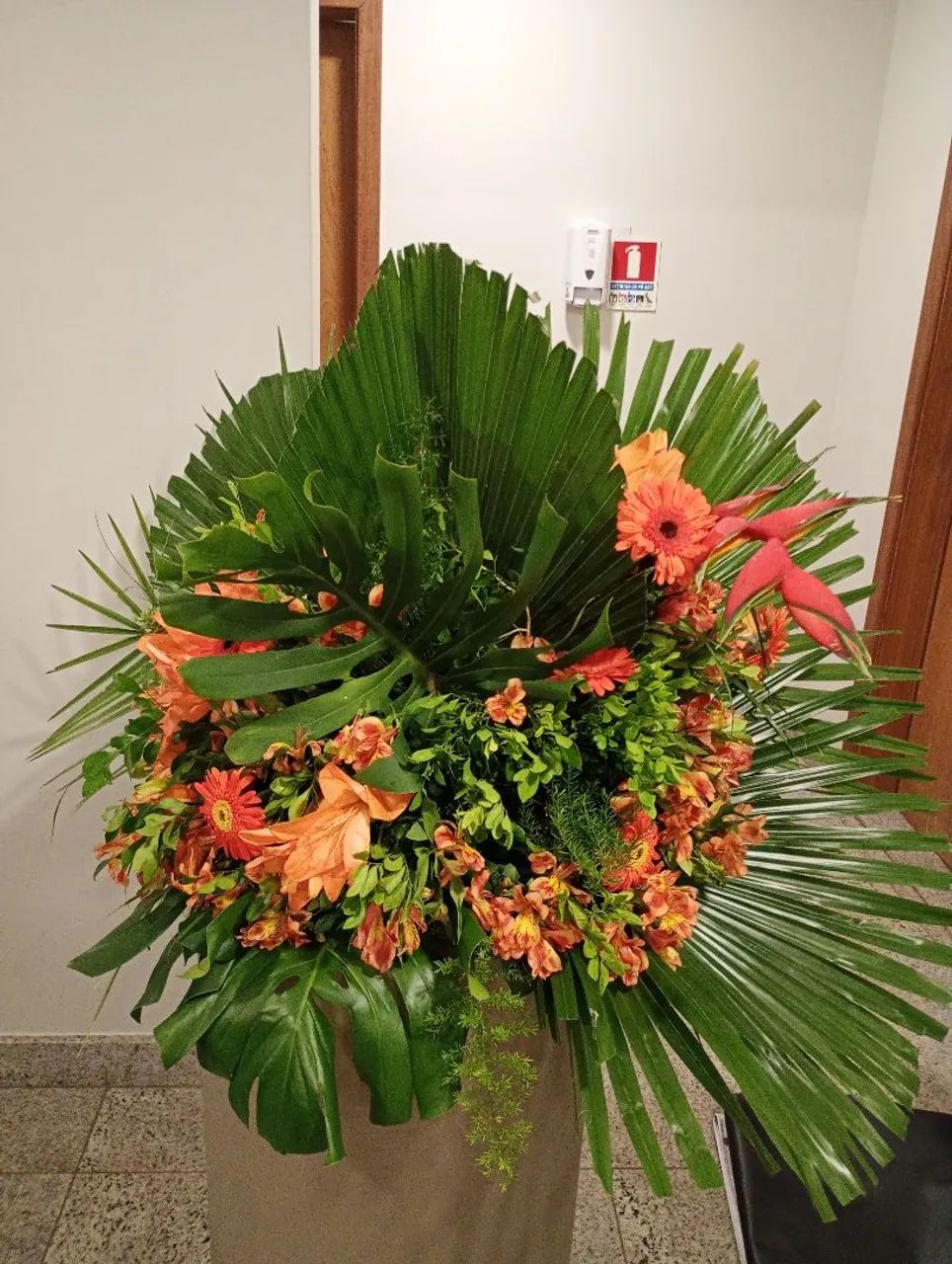 Arranjos de flores naturais para casamento ou eventos