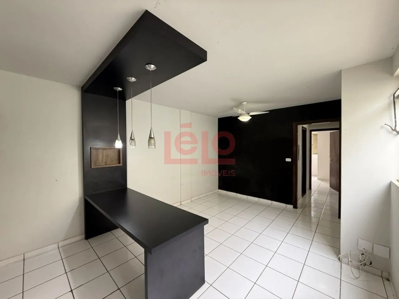 Apartamento de 3 quartos para alugar na Zona 07 em Maringá próximo à UEM com suíte e 72 m² - Foto 3