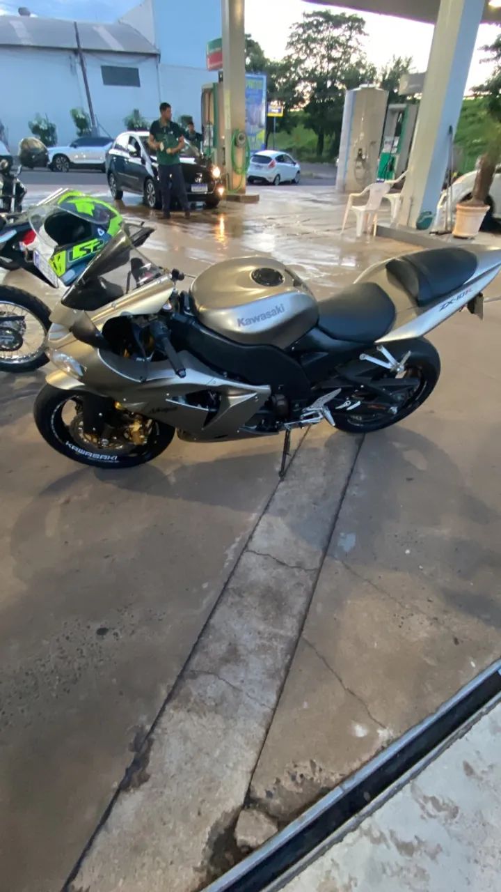 Ninja Zx-10/ Zx-10r 1000cc 2005 - 1523787610 | OLX