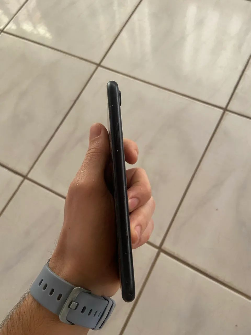 iPhone XR 64 gigas - Foto 2