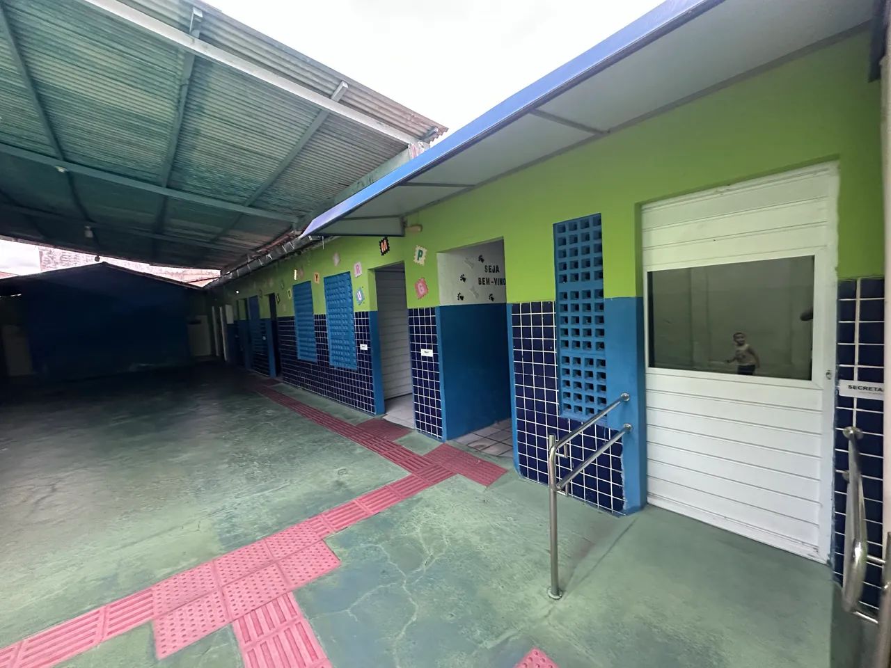 PRÉDIO COMERCIAL 300m² | Salas, banheiros e Estrutura Completa - Foto 4