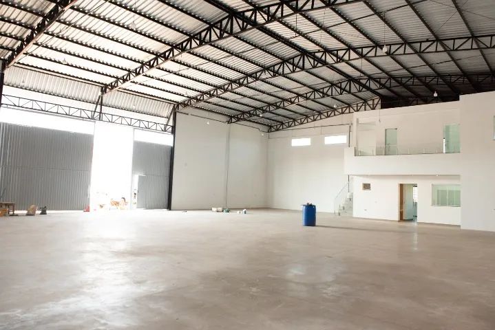 Galpao Com Área Lateral - 1300m Disponível para Locação  - Foto 4