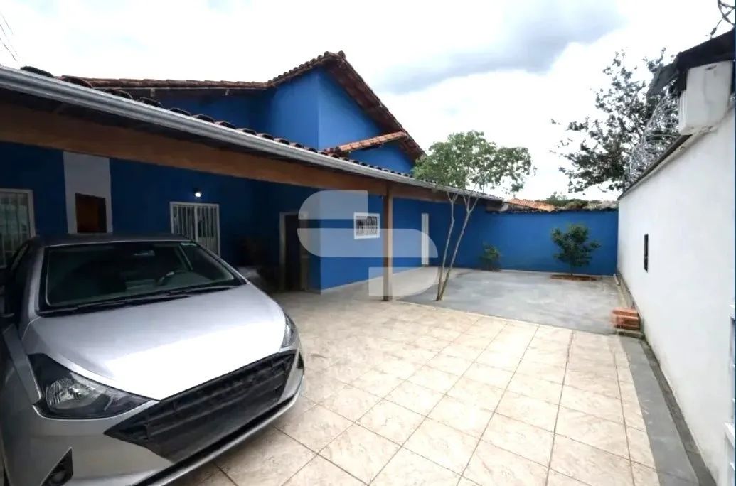 Casa 03 Quartos Celso Machado