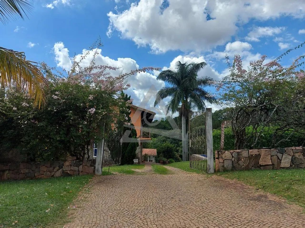Casa à venda e para alugar em Campinas, Chácara Bela Vista, com 3 suítes, com 245 m² - Foto 2