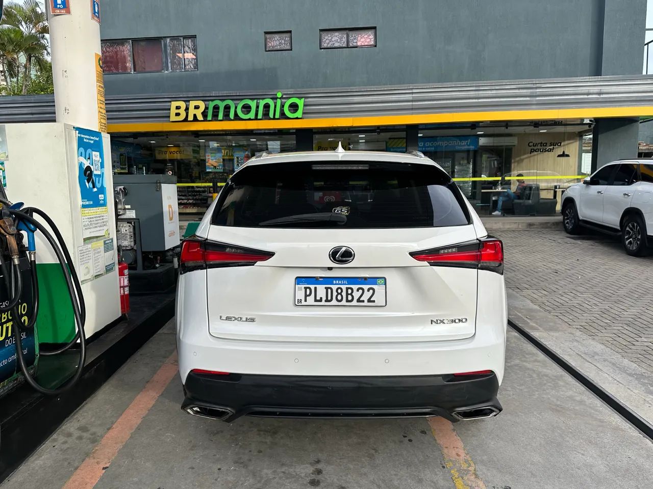 Lexus NX-300 Luxury 2.0 16V 238cv Aut., foto 4 de 20