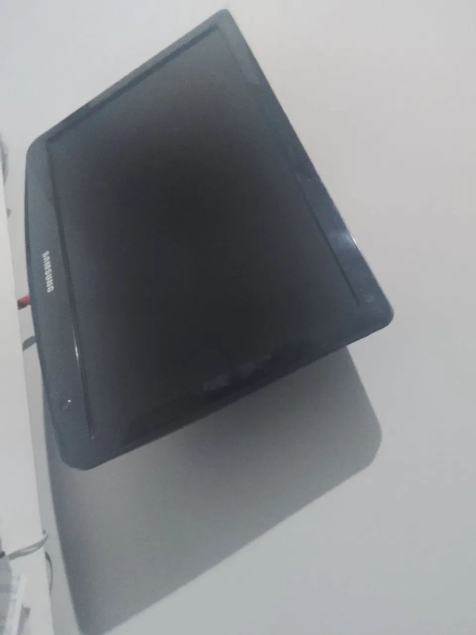 MONITOR SAMSUNG 18P !!SEM O PÉ!!