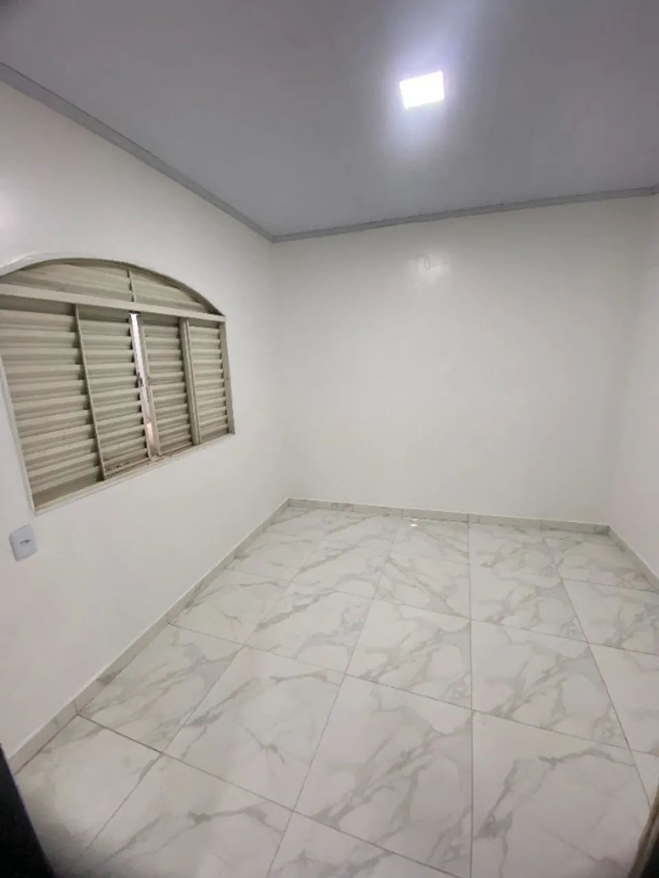 Vendo casa na QR 123 Samambaia Sul - Foto 5