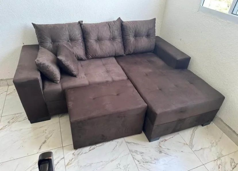Sofá de Canto com Chaise Novo, Com Puff de Brinde e Entrega Grátis