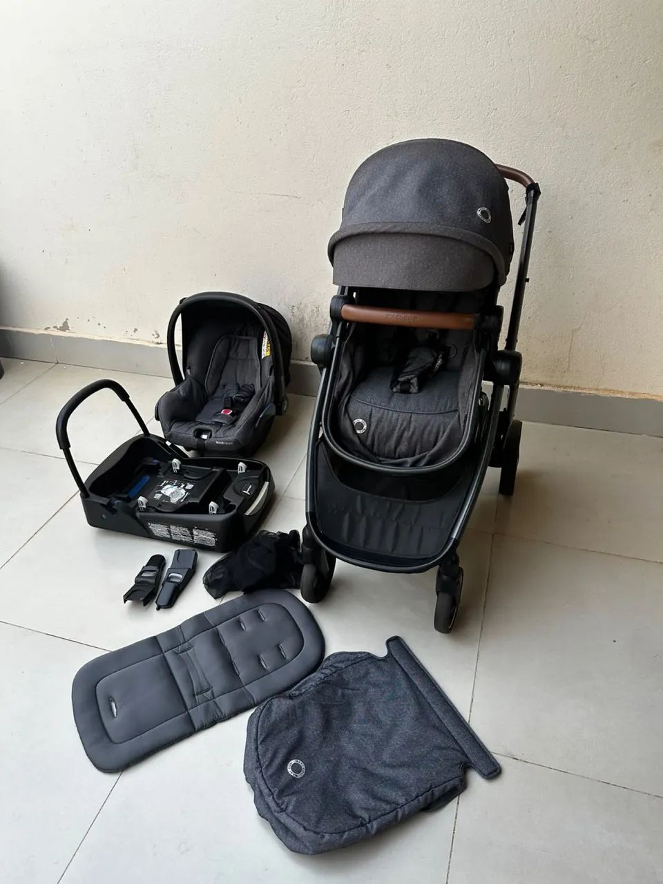 Carrinho Moisés 3 em 1 Anna Maxi Cosi completo  - Foto 4