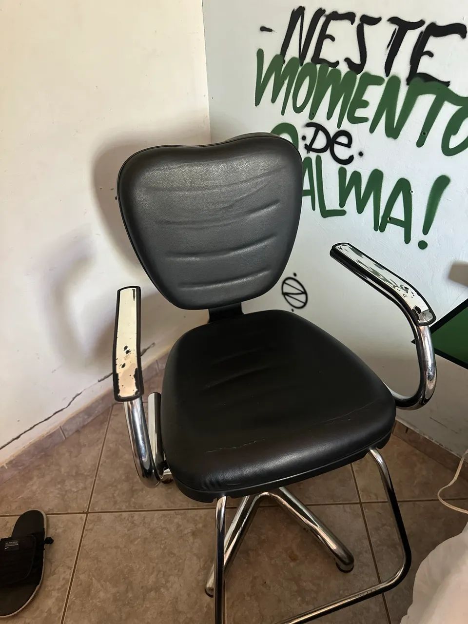 Cadeira Dompel muito bem conservada. Tudo funcionando 100% - Foto 5