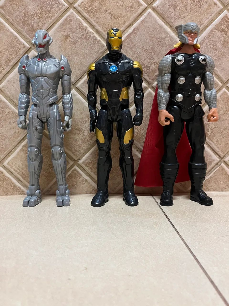 bonecos da marvel 2